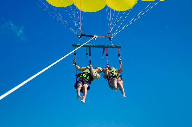 2 in 1 Parasail Cancun and Jet ski - Flying above Cancun at Playa Tortugas