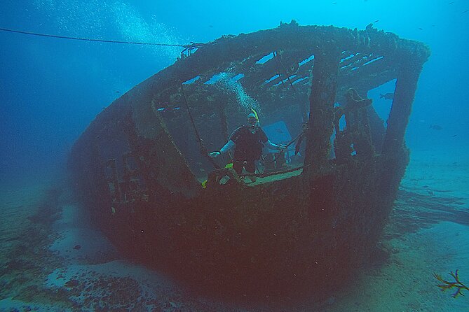 2 Tanks Scuba Diving Wreck and Reef in Cancun for Certified Divers - Check-In at Hotel Sotavento and the Afternoon Schedule