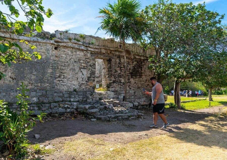 4X1 Tour: Coba and Tulum Ruins, Cenote and Playa del Carmen - Tulum’s ruins beside the Caribbean Sea