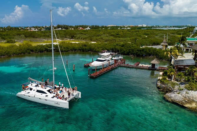 All Inclusive Isla Mujeres Catamaran - The sunset sail back to Cancun