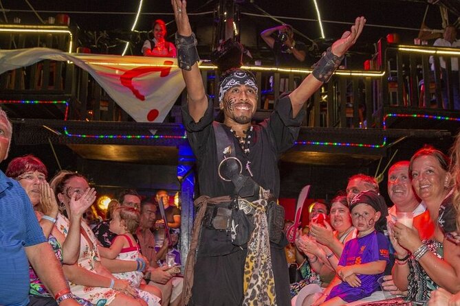 Amazing pirate dinner in Cancun, you must be here! - Who will enjoy Captain Hook Cancun most