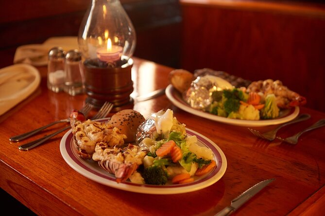 Amazing Romantic Dinner on a Spanish Galeon with Saxophone Music - Dinner choices, portions, and value