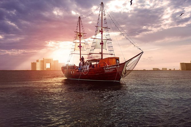Amazing Romantic Dinner on a Spanish Galeon with Saxophone Music - Weather, timing, and group atmosphere
