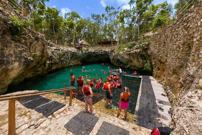 Amazing Tour 4x1 to Coba, Tulum, Cenote & Playa del Carmen. Lunch included - What the guides add to the day