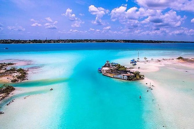 Bacalar - San Felipe Fort and Bacalar’s town center