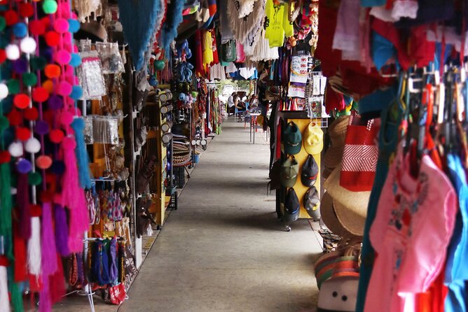 Beachside Tacos & Town Tour with Tequila Tasting From Cancun - Guides and the feel of the group