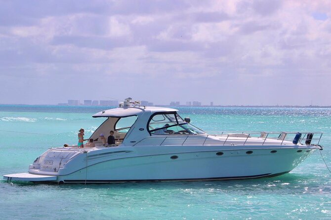 Beautiful SUNDANCER 60ft Private yacht / 18PAX 25P15 - Is $730 good value for a private yacht?