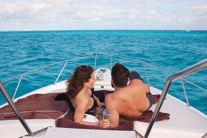 Big Yacht 48ft Rental up to 15 Pax snorkel - Reaching Isla Mujeres and Playa Norte