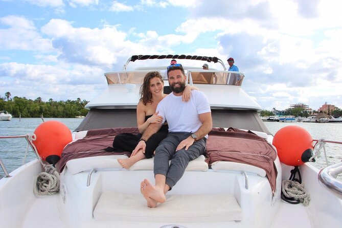 Big Yacht 48ft Rental up to 15 Pax snorkel - Food, drinks, music, and the onboard setup