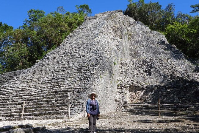 Birds of the Mayan World 3 - Food, coffee, and the rhythm of the morning