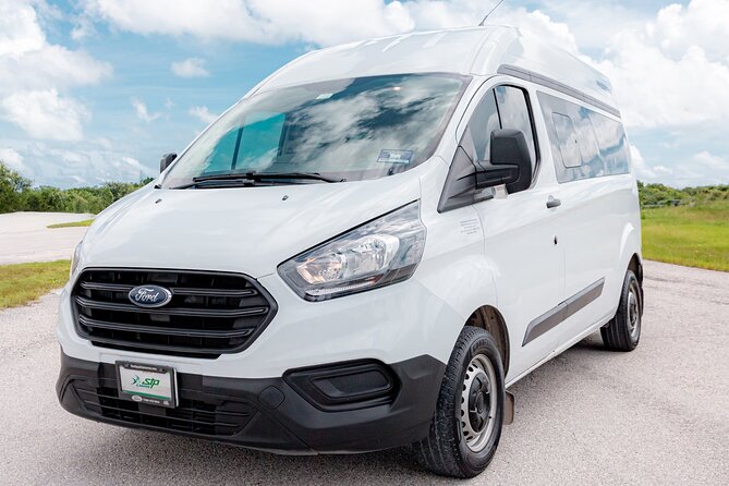 Black Luxury Van from hotels to Cancun Airport - Key points for a smoother Cancun airport departure