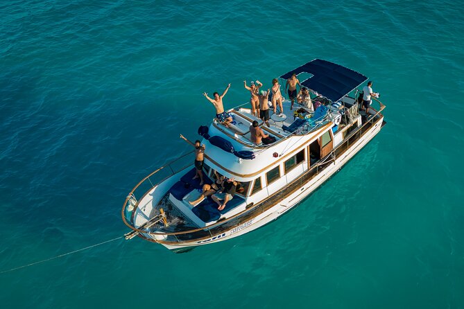 Boating Experience in Cancun Bay. All inclusive. - Key points at a glance