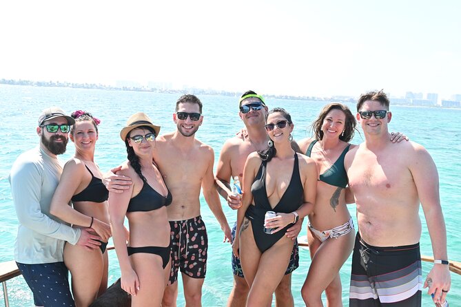Boating Experience in Cancun Bay. All inclusive. - A private way to see Cancun Bay