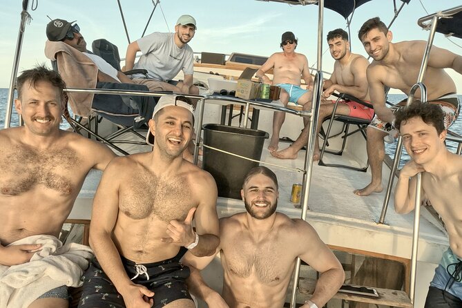 Boating Experience in Cancun Bay. All inclusive. - Cruising around Cancun Island