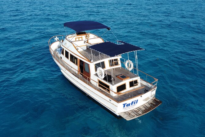 Boating Experience in Cancun Bay. All inclusive. - Who will enjoy this four-hour outing