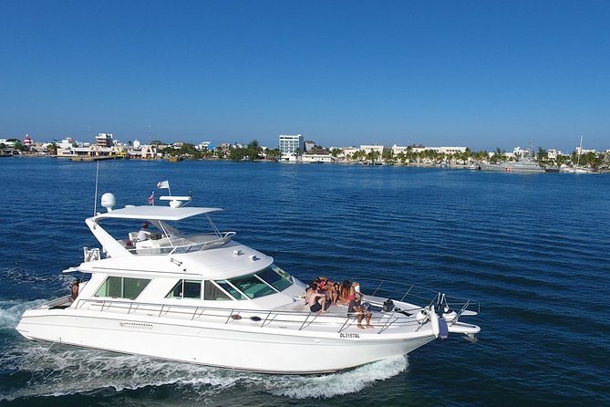 Cancun Boat Tour to Isla Mujeres on Luxury Yacht with Chef -SR55C - What the $2,600 group price really means