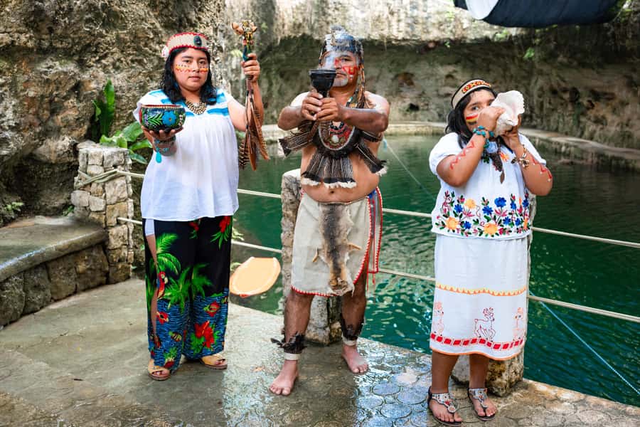Cancun: Cenotes El Retoño entrance with transportation, lunch, and guided tour. - Who will get the most from El Retoño