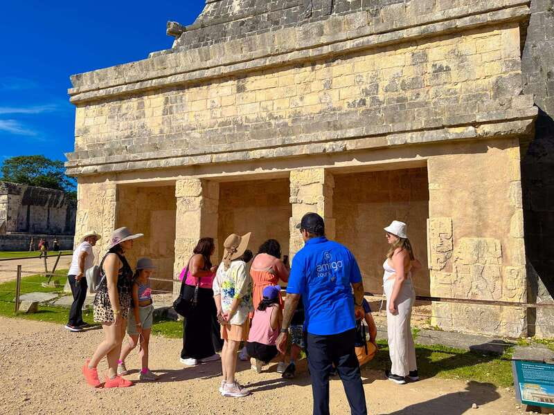 Cancun: Chichen Itza Early Access Guided Tour - Guides who make the stones easier to understand