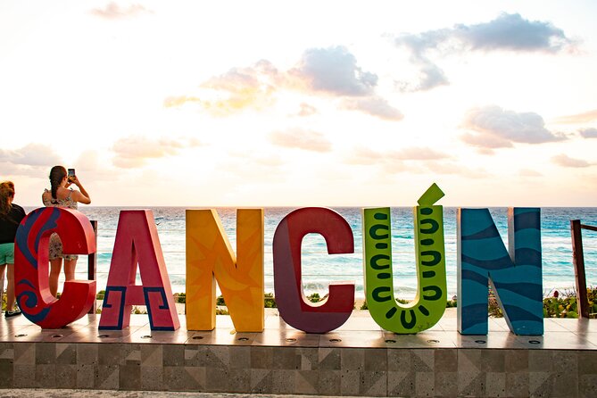 Cancun City Sightseeing Tour - Plaza 28 and the practical side of souvenir shopping