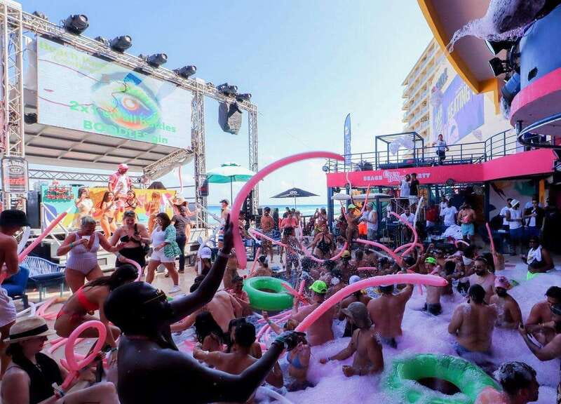 Cancún: Coco Bongo Beach Party Experience - Is the $50 Price Good Value?