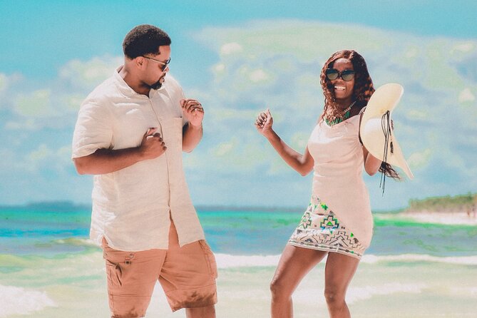 Cancun Exclusive Photoshoot Session - Proposals, honeymoons, and meaningful occasions