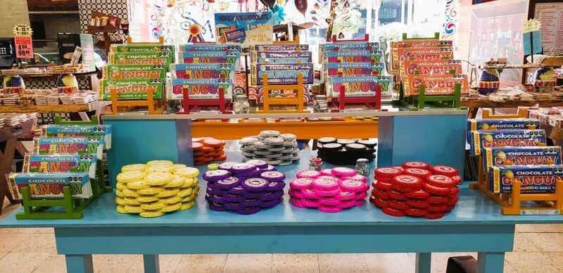 Cancun: Guided City Tour with Shopping by Double Decker Bus - Playa Delfines and the colorful Cancun sign