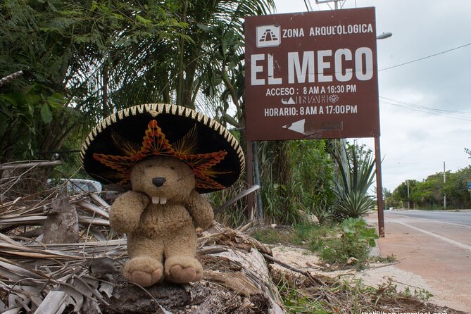 Cancun Guided Sightseeing El Meco Site, Letters and Shopping - What the guide service adds