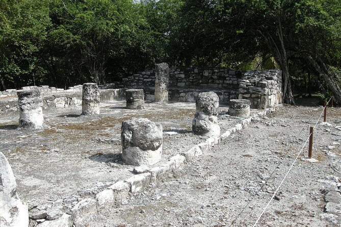 Cancun Guided Sightseeing El Meco Site, Letters and Shopping - Who will get the most from this Cancun tour