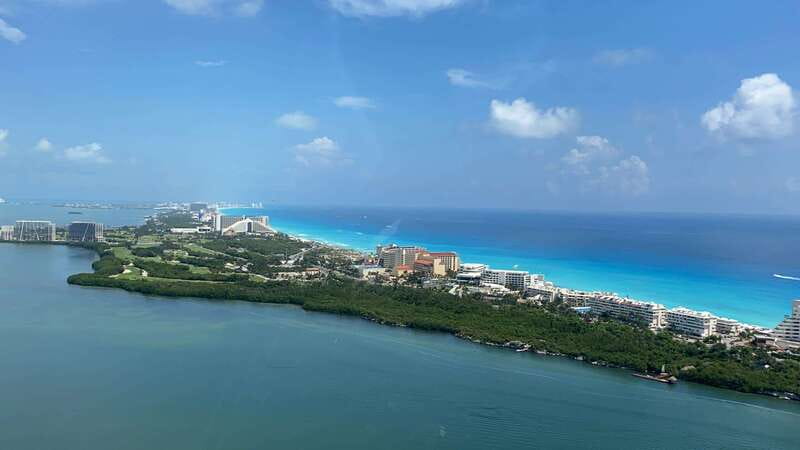 Cancun Hotel Zone: Panoramic Flight - How to get the most from the view