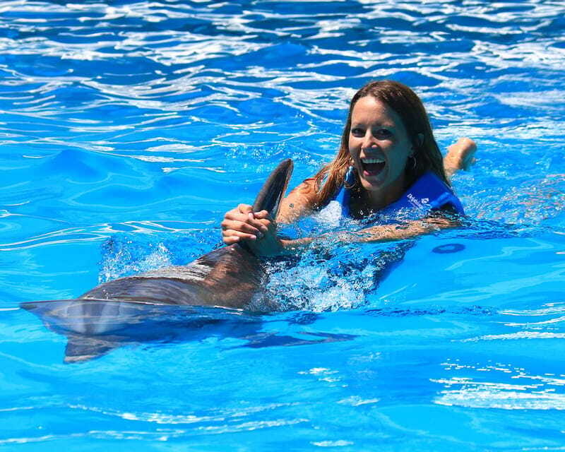 Cancun: Interactive Aquarium Ticket and Swim with Dolphins - Who will enjoy this experience most