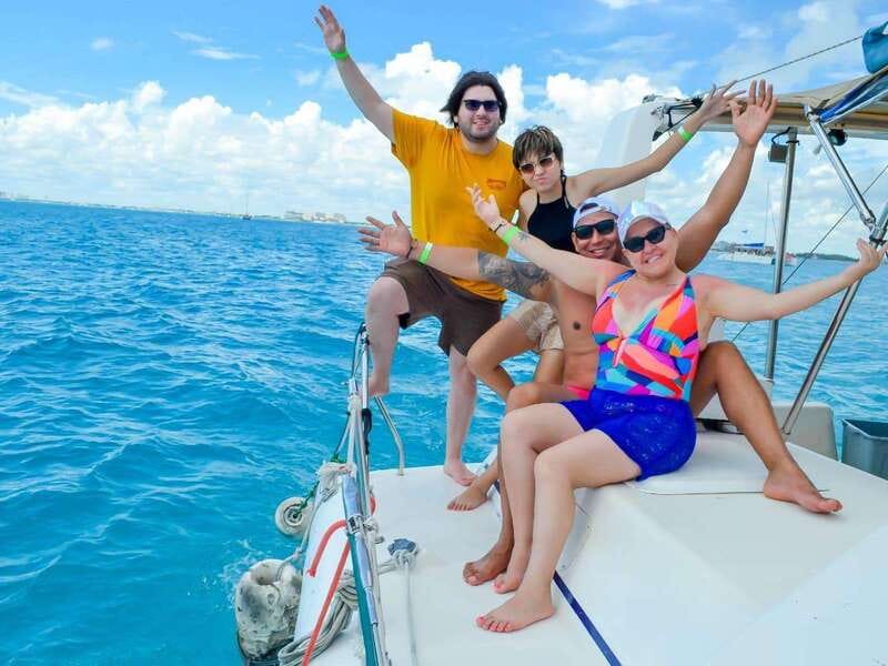 Cancun: Isla Mujeres Catamaran Tour with Open Bar of Drinks - A full day from Marina Las Perlas to Isla Mujeres