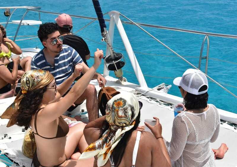 Cancun: Isla Mujeres Only Adults Catamaran, drinks & snorkel - Key details before you book