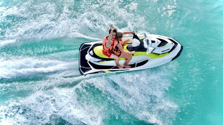Cancun: Jet Ski Rental in Ocean Side - Choosing between a solo and two-person jet ski