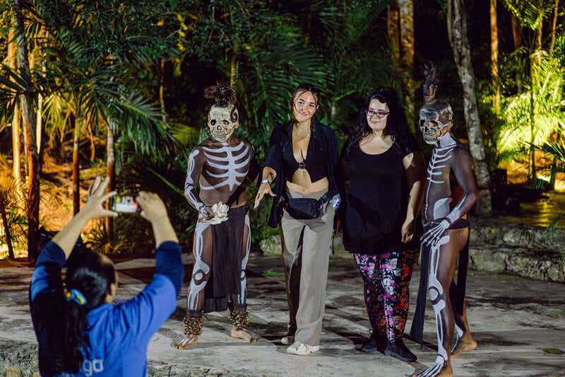 Cancun or Merida: Day of the Dead with Taco buffet - Is the $72 price a good value?