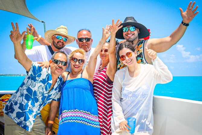 Cancun Private Catamaran to Isla Mujeres with Buffet & Open Bar - What the private format is really worth