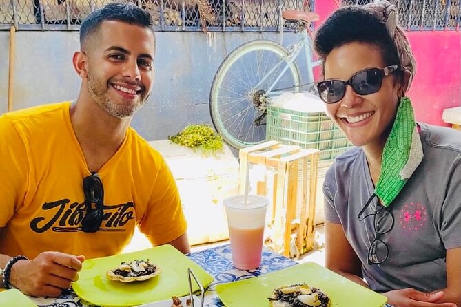 Cancun Private Foodies Market Tour and Street Food - What the private format changes