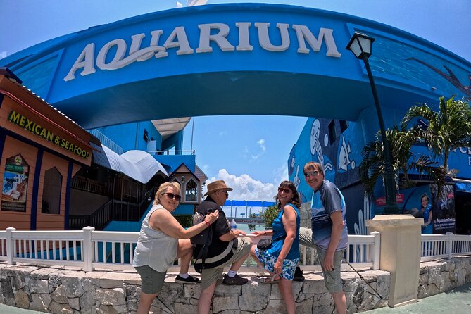 Cancun Private Shopping Tour! City Sightseeing - Private Transport and the Value of a Personal Guide
