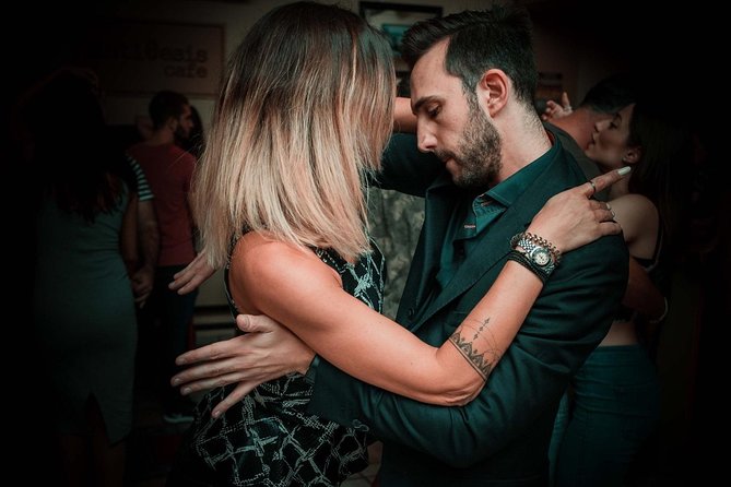 Cancun Salsa Lovers Dance Experience - From practice steps to the dance floor