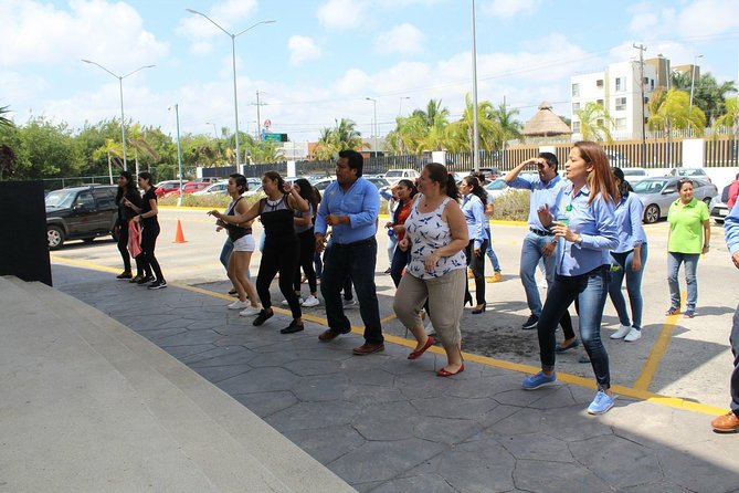 Cancun Salsa or Bachata Dance lesson from Cancun Playa del Carmen Riviera Maya - Why private instruction helps
