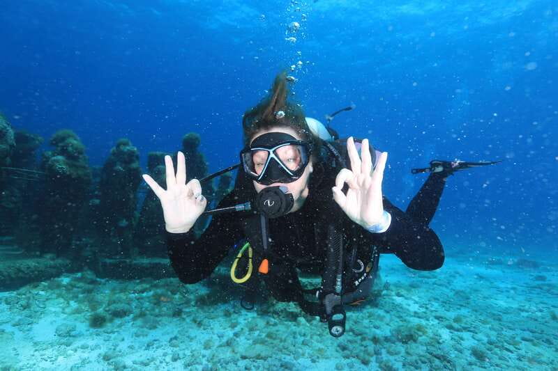 Cancun: Scuba Diving for Certified Divers, 3 options to dive - Punta Cancun reefs outside the bay