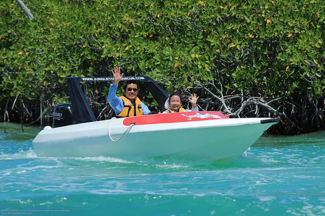 Cancun speedboat and snorkel tour: shared speedboat - Extra touches after the water