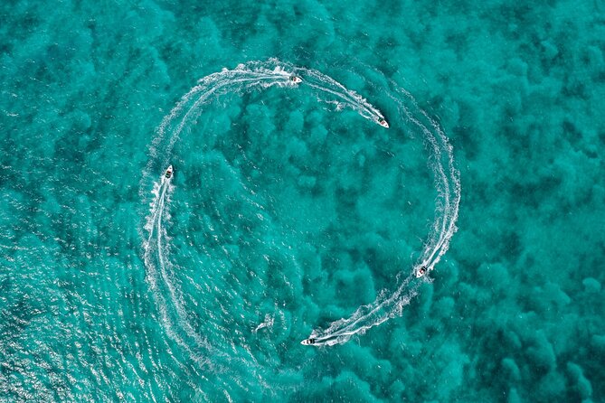 Cancun: Speedboat tour to a Virgin Beach - Cruising through Chacmuchuc Lagoon