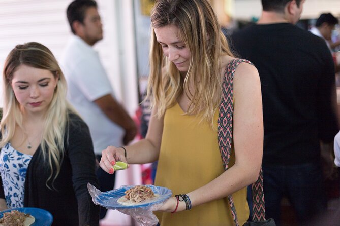 Cancun Street Food, Urban Art and Local Market Experience - Mercado 23 and the everyday side of downtown Cancun