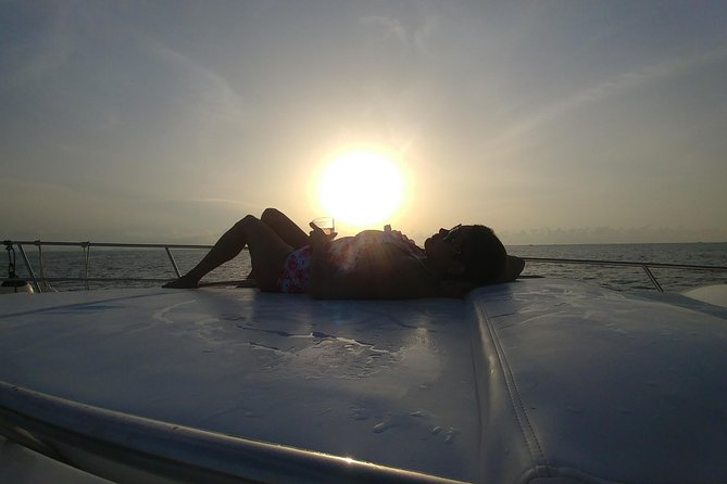 Cancun Yacht Charter to Isla Mujeres with Snorkeling -SR41H4 - What the $1,500 group price really means