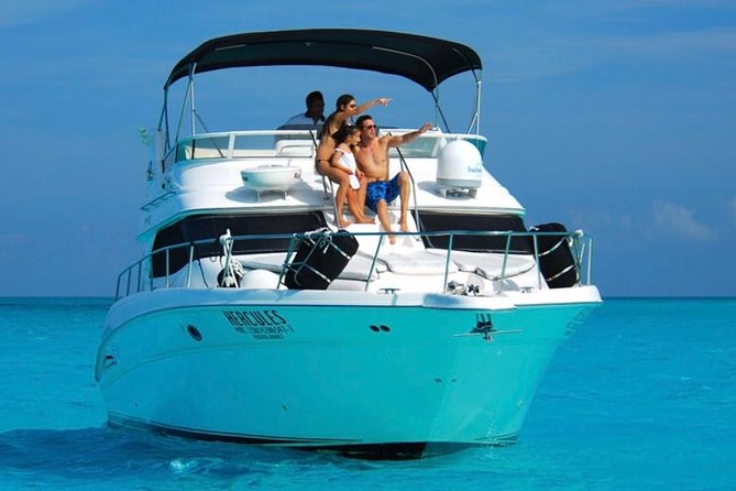 Cancún Yacht Rental SeaRay 46ft 25P13 - Snorkeling and the Isla Mujeres option