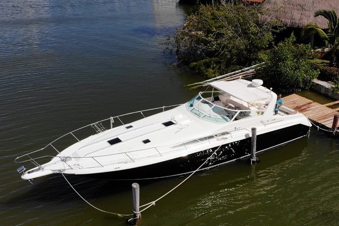 Cancun yachts rental BEATIFUL YACHT 46FT, 15 PAX MAX 25P6 - What is included, and what you need to budget