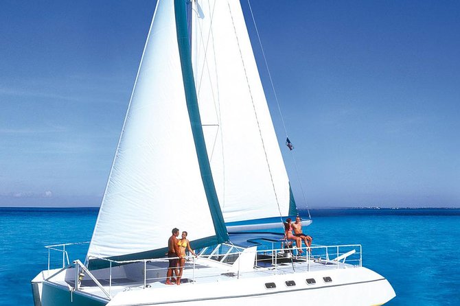 Catamaran Adventure in Cancun - Sailing from Cancun to Isla Mujeres