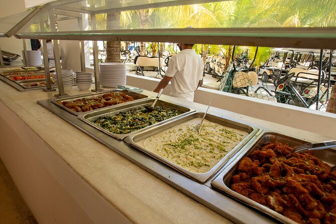 Catamaran Adventure Isla Mujeres with Snorkeling and Beach Club - Lunch and downtime at Amazona Beach Club