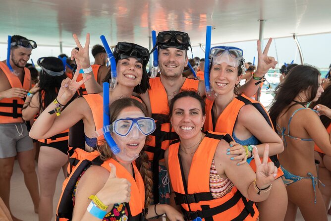 Catamaran Adventure Isla Mujeres with Snorkeling and Beach Club - Sailing toward El Meco reef