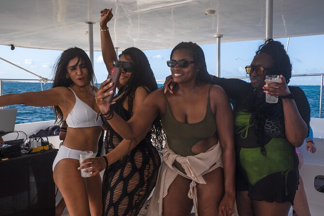 Catamaran Booze Party With Open Bar in Cancun - Playa Norte is a swim stop, not an island tour